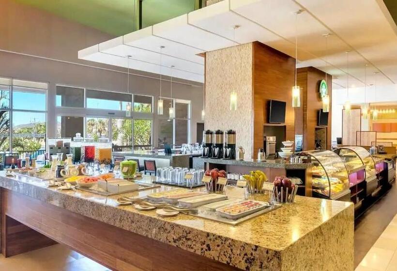 هاستل Spacious & Luxurious King Suite At Los Cabos