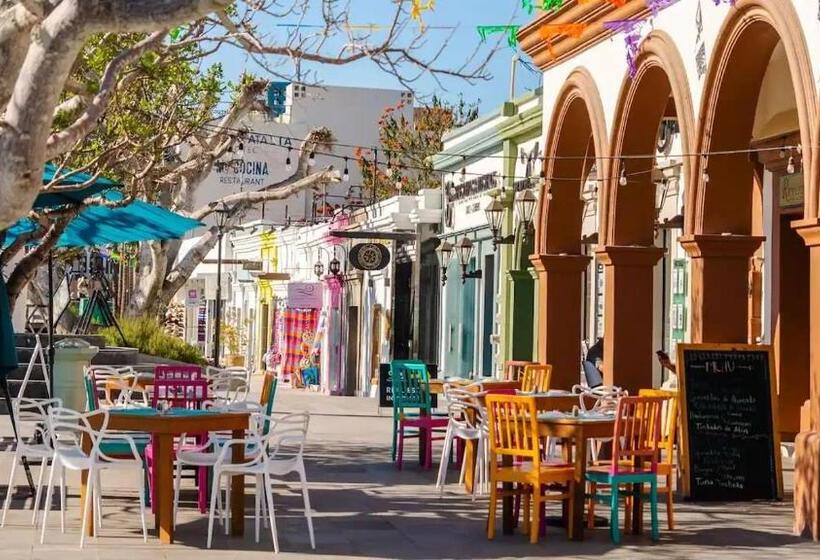 هاستل Spacious & Luxurious King Suite At Los Cabos