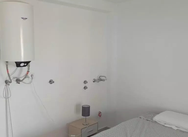 ベッドアンドブレックファースト Albergue Hostel Socios
