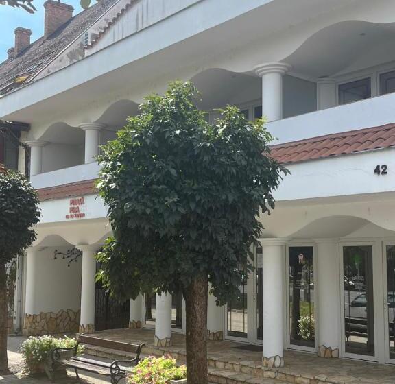 Nocleg ze śniadaniem Julianna Vendégház