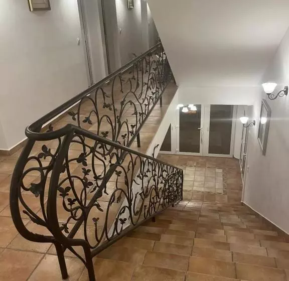 Aamiaismajoitus (B&B) Julianna Vendégház