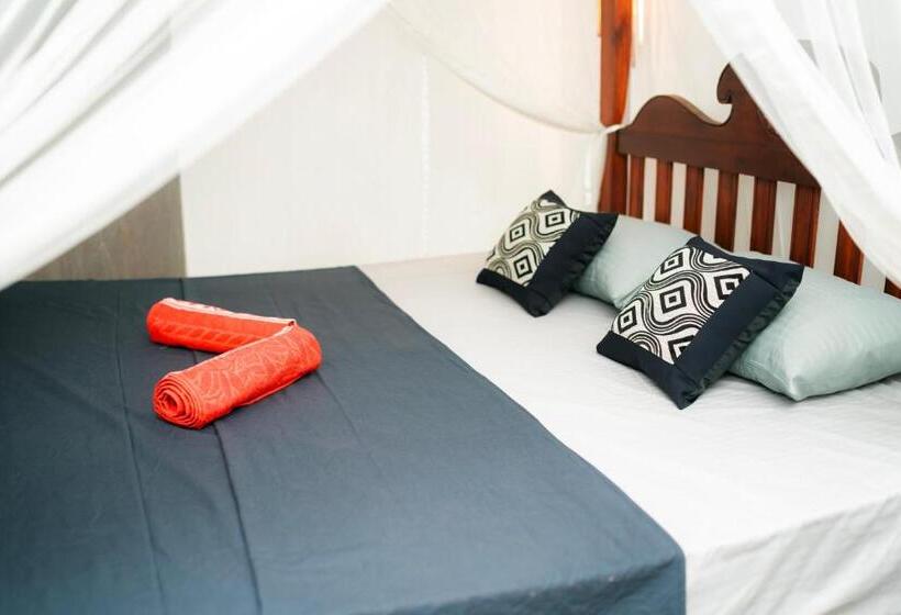 مبيت وإفطار Silver Sands Beach