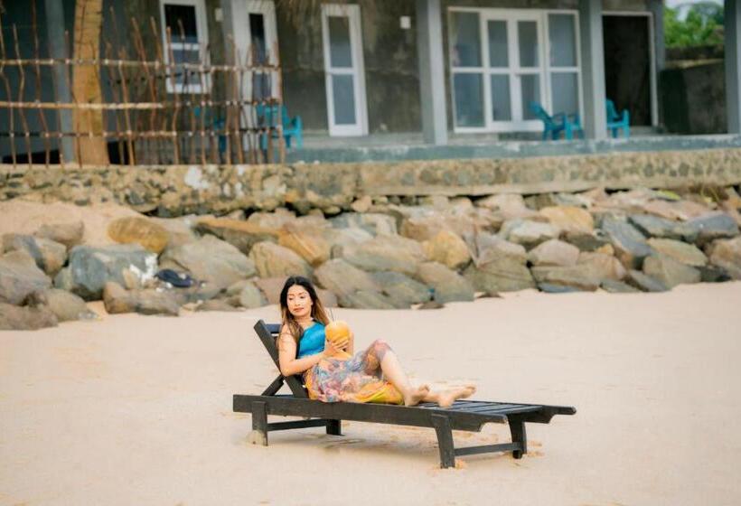 مبيت وإفطار Silver Sands Beach