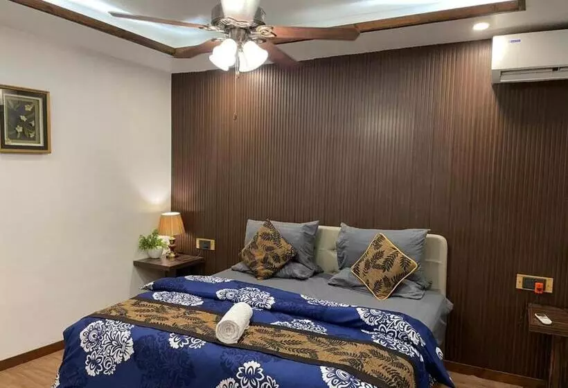 هتل Himeyn Beach Inn   Ocho Homes By Eight Continents