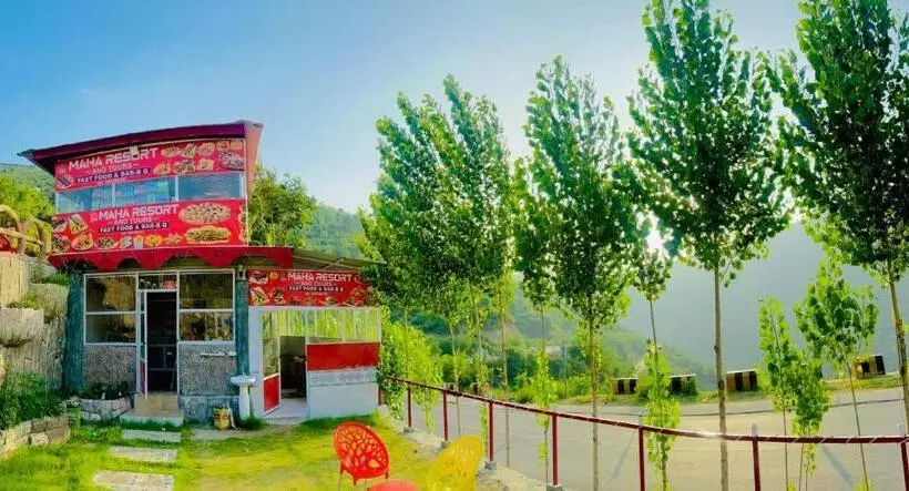 هتل Maha Resort And Tour S