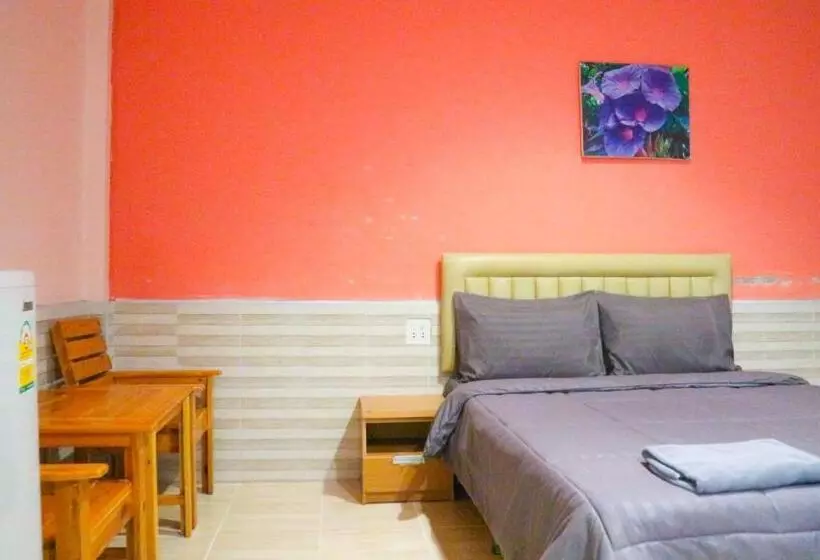 Hotelli The Moon Resort Phetchaburi