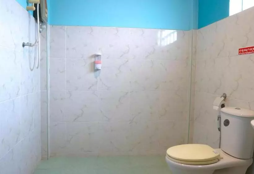 Hotelli The Moon Resort Phetchaburi