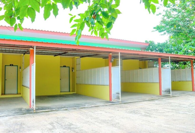 Hotel The Moon Resort Phetchaburi