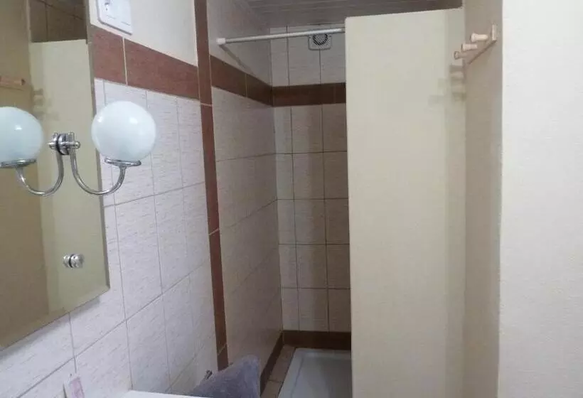 Majatalo Bienvenue Chez Bernard