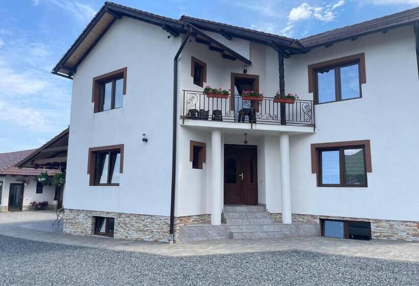 פנסיון Casa De Vacanta