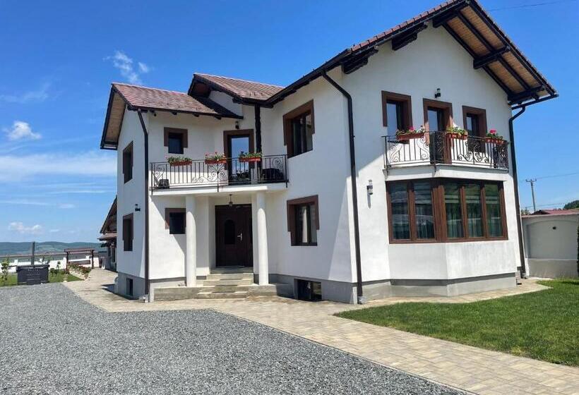 פנסיון Casa De Vacanta