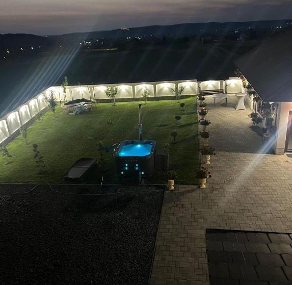 פנסיון Casa De Vacanta