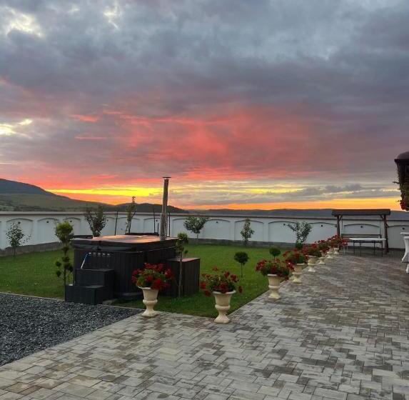 פנסיון Casa De Vacanta