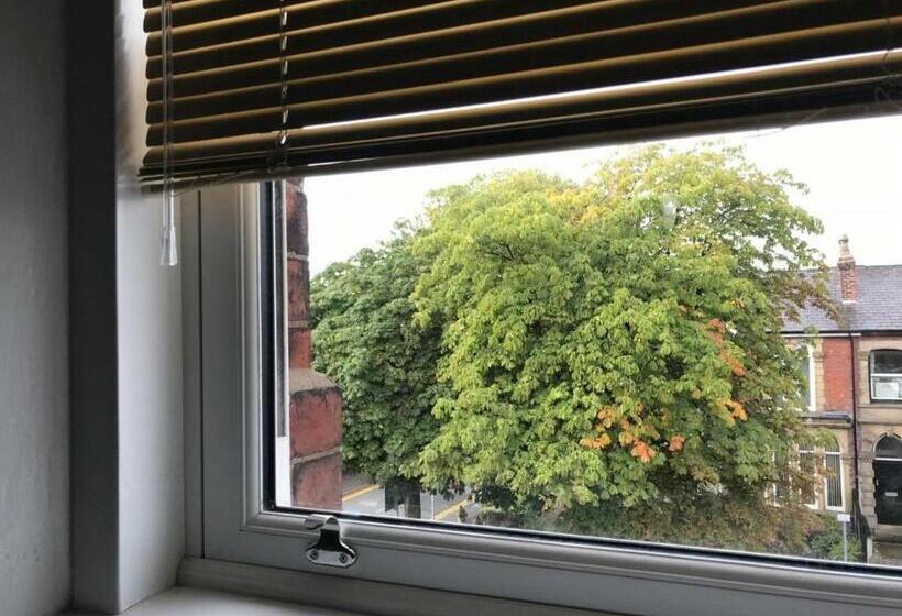 پانسیون Fulwood Guest House