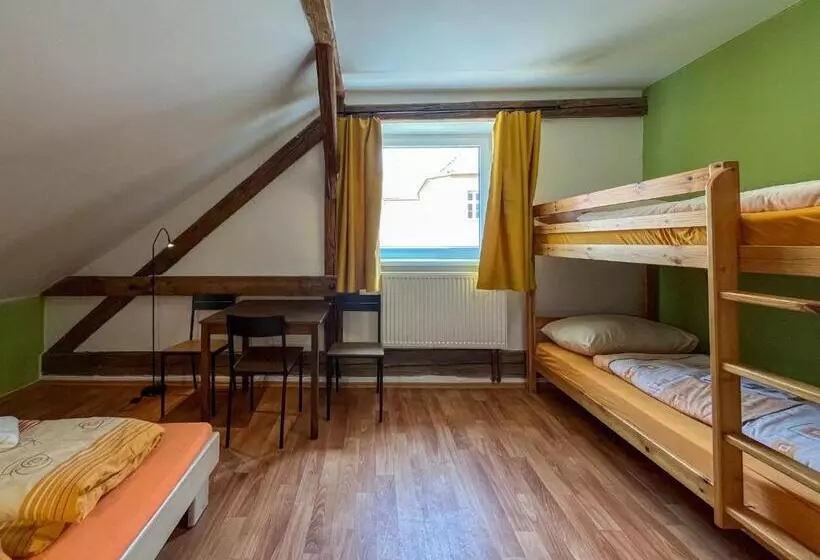 Majatalo Penzion U Fandy