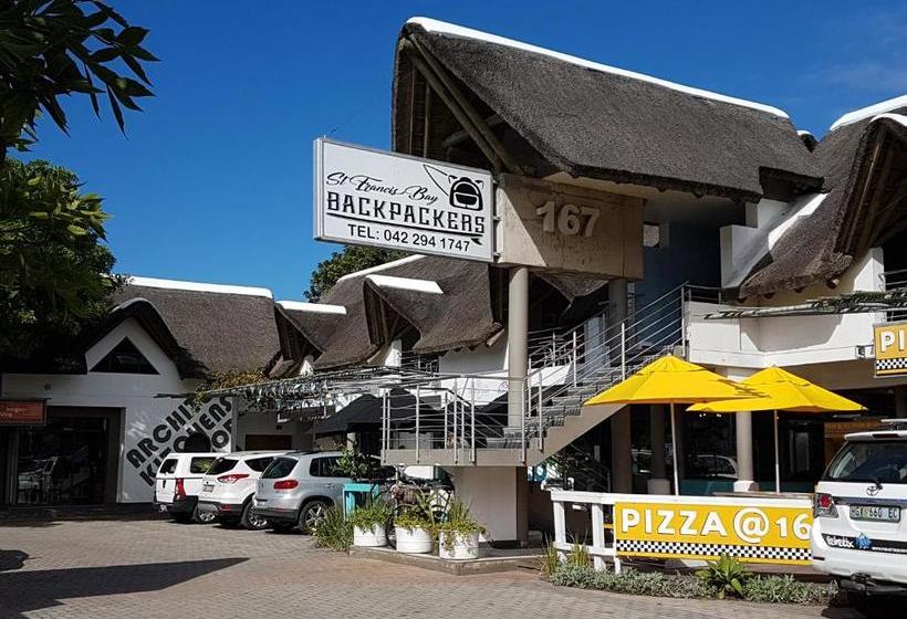 Общежитие St Francis Bay Backpackers