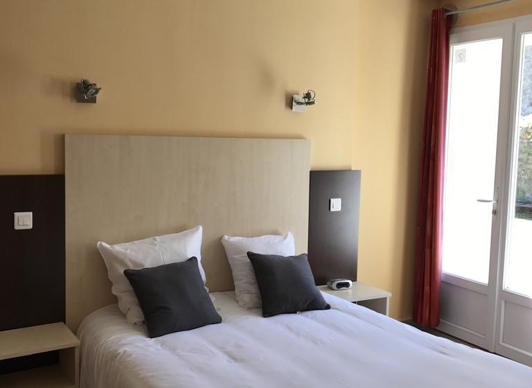 تختخواب و صبحانه Domaine De La Boudière