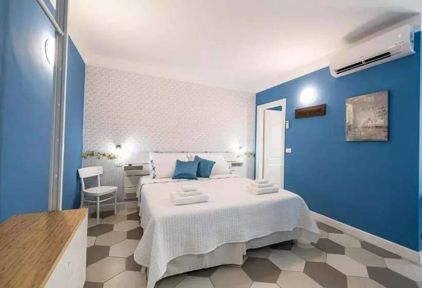 ベッドアンドブレックファースト Guest House   Il Cedro Reale