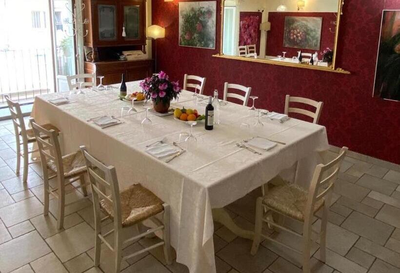 تختخواب و صبحانه Guest House Il Cedro Reale