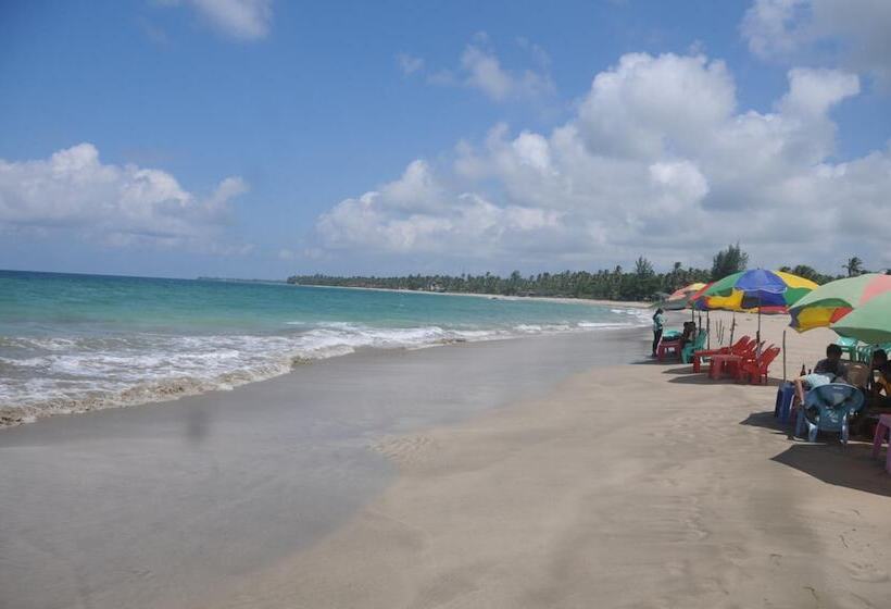 تختخواب و صبحانه Ngwe Saung Garden Guest House