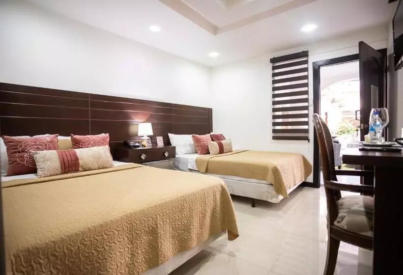 Casa Lolita Hotel Boutique