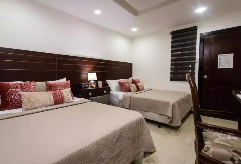 Casa Lolita Hotel Boutique