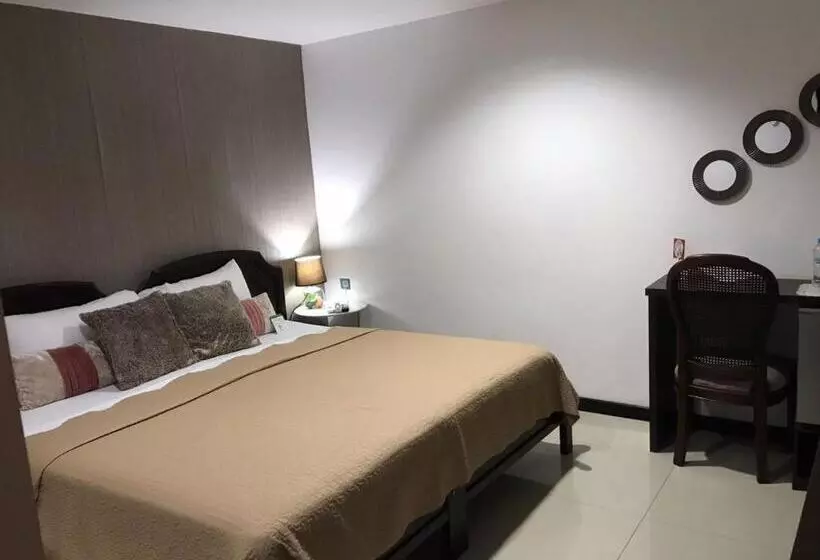 Casa Lolita Hotel Boutique
