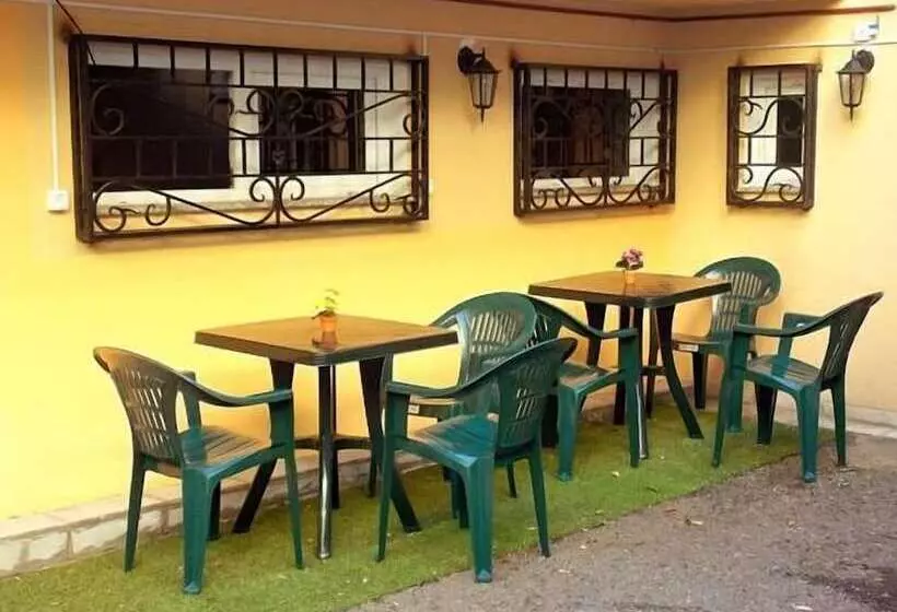 Cleopatra Palace Hostel