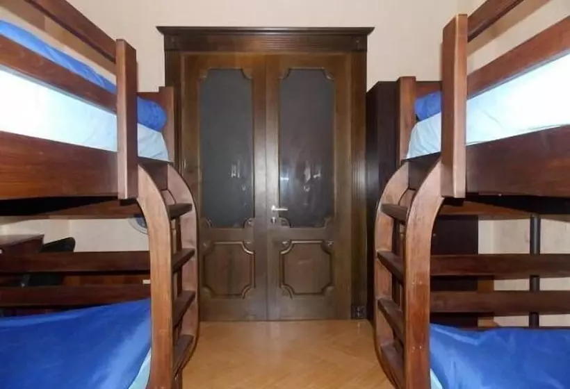 Cleopatra Palace Hostel