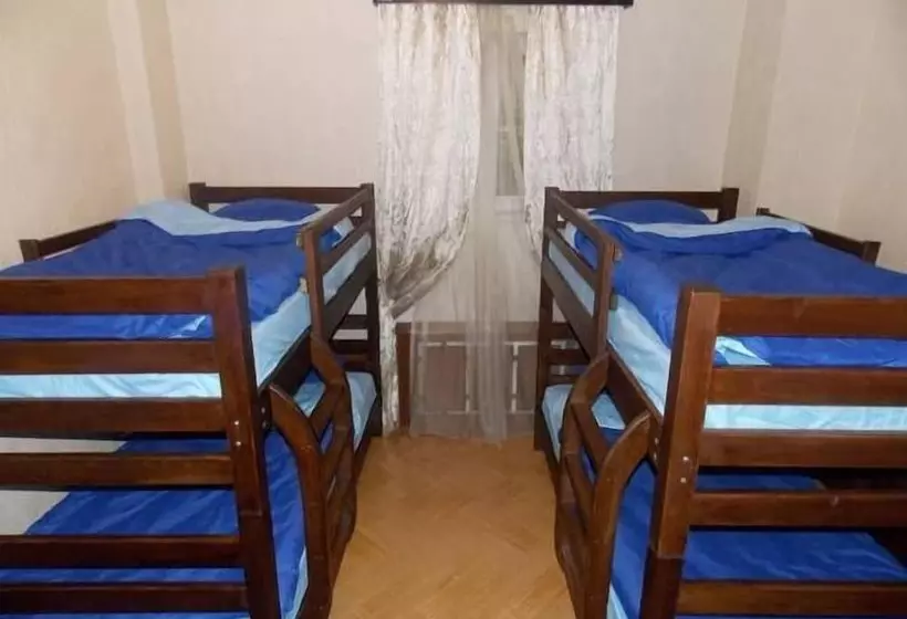 Cleopatra Palace Hostel