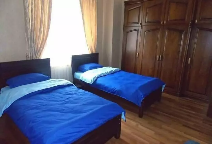 Cleopatra Palace Hostel