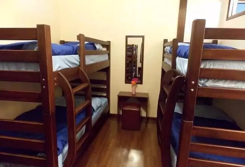Cleopatra Palace Hostel