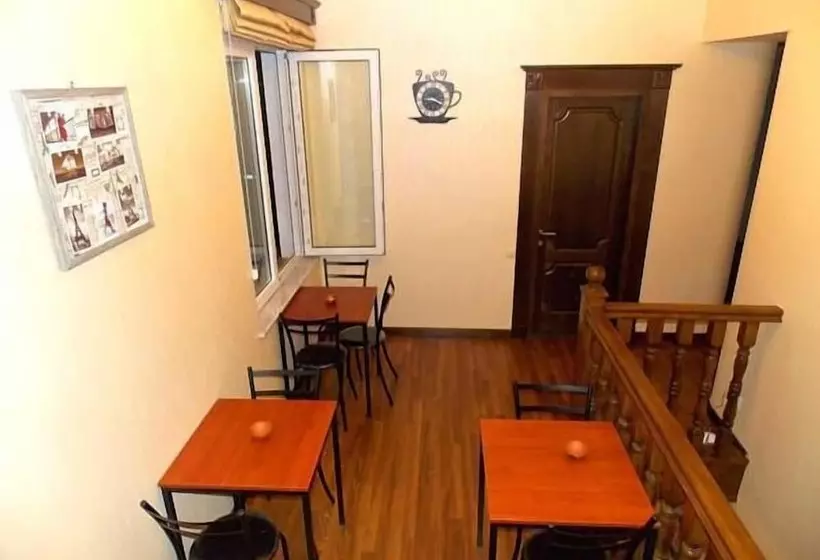 Cleopatra Palace Hostel