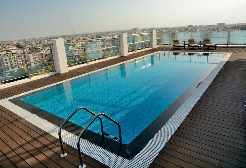 Отель Country Inn & Suites By Radisson Kota