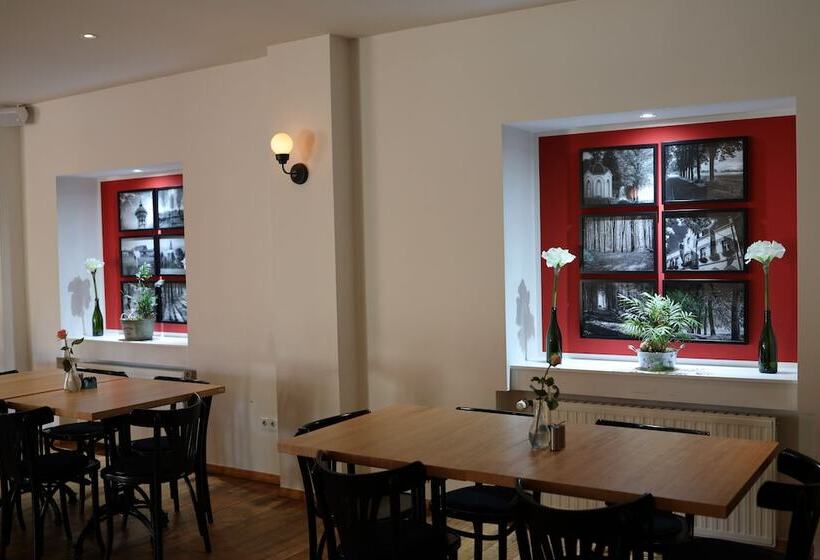 호텔 Ilvericher Hof