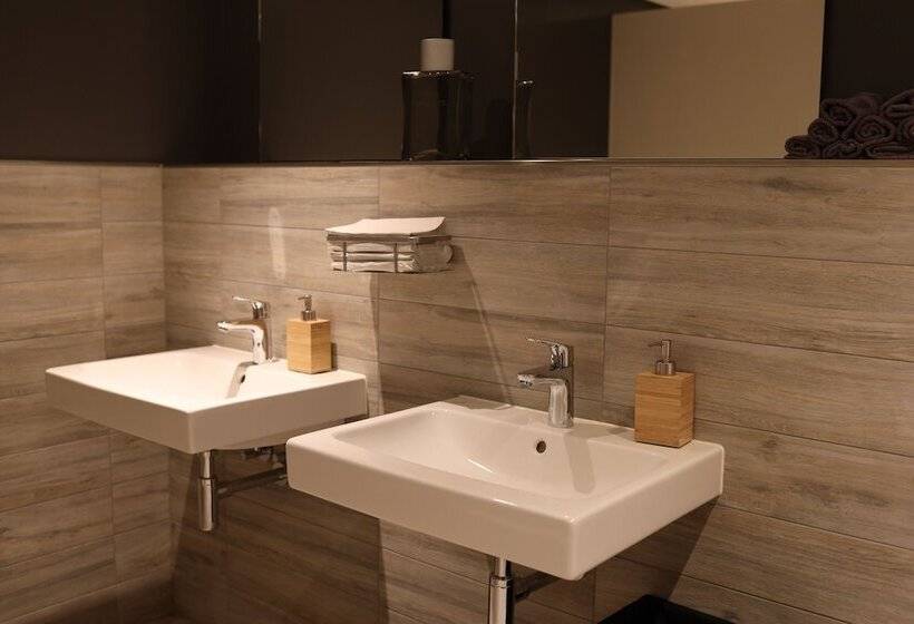 호텔 Ilvericher Hof