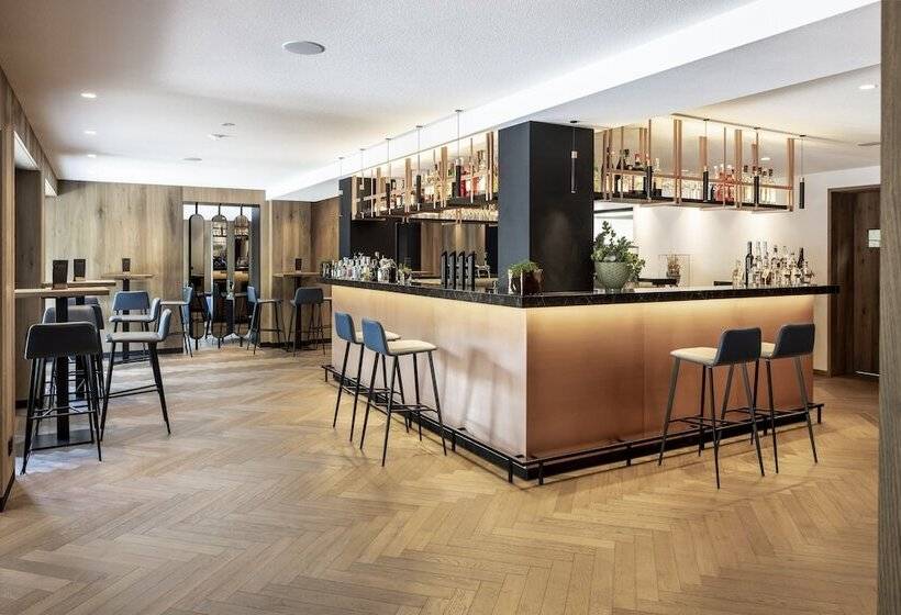 هتل Linder Cycling