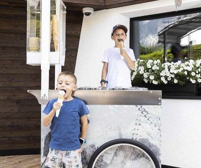 هتل Linder Cycling