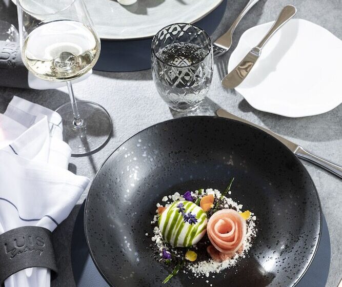 هتل Linder Cycling