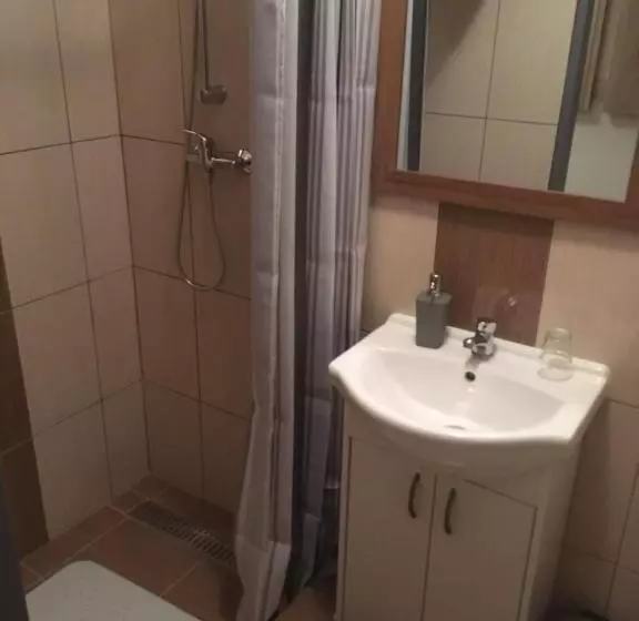 Hotelli Penzion Vesely