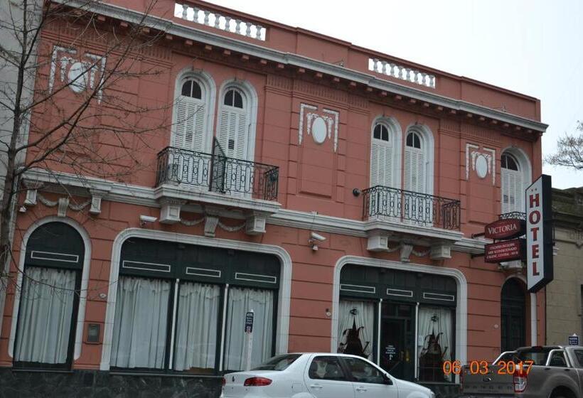 ホテル Victoria