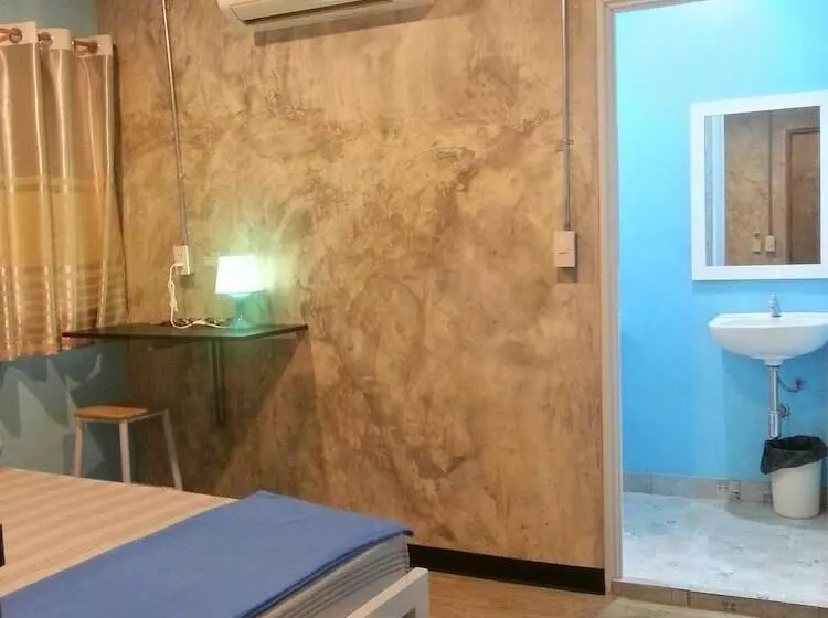 Nap Corner Hostel