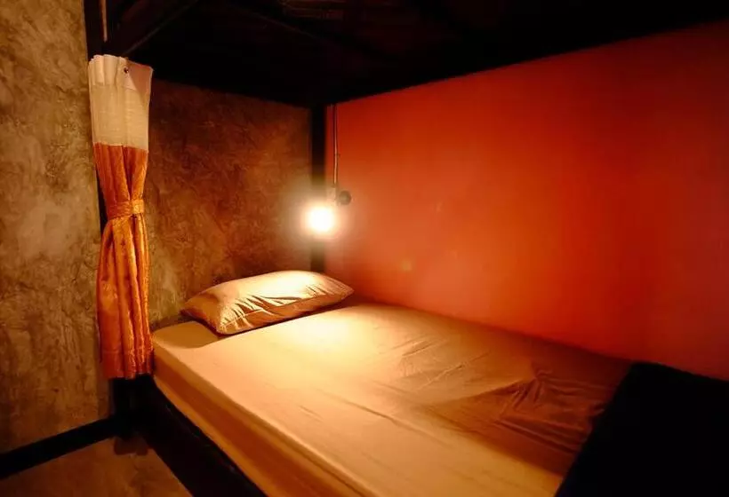 Nap Corner Hostel