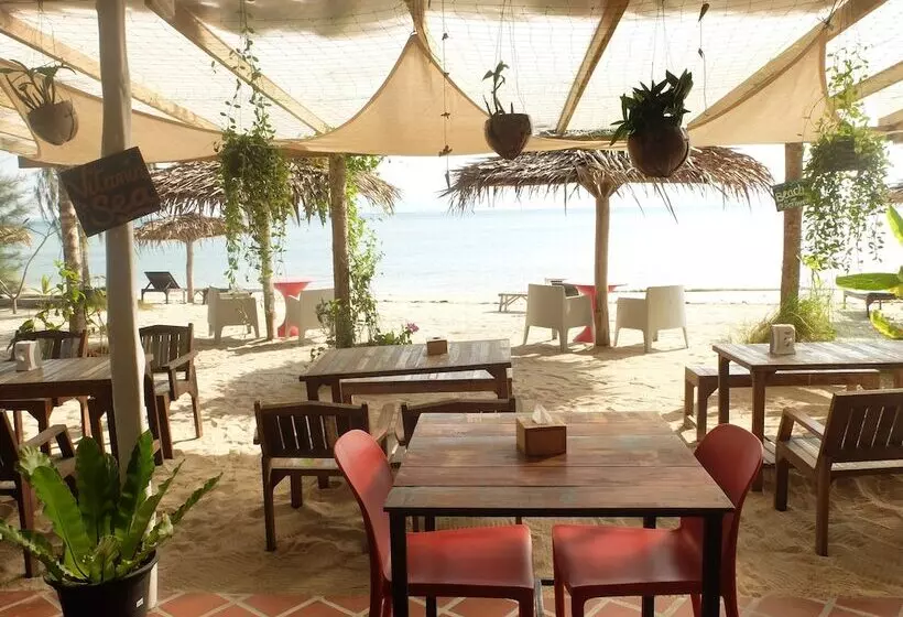 リゾートホテル Seaesta Beach