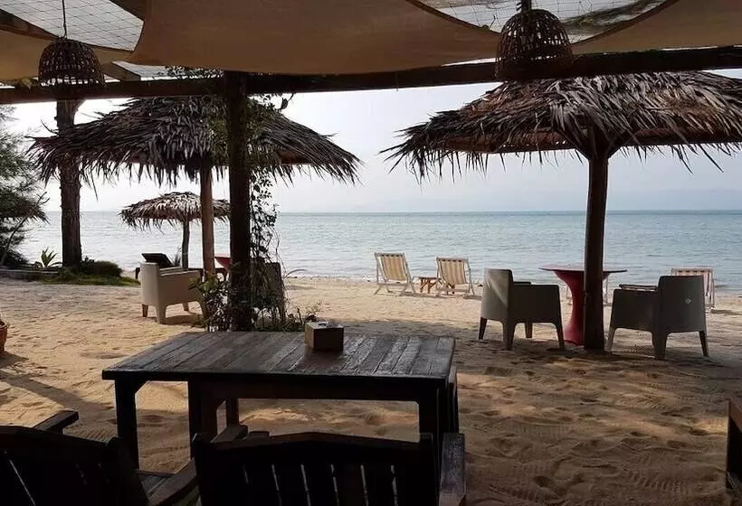リゾートホテル Seaesta Beach