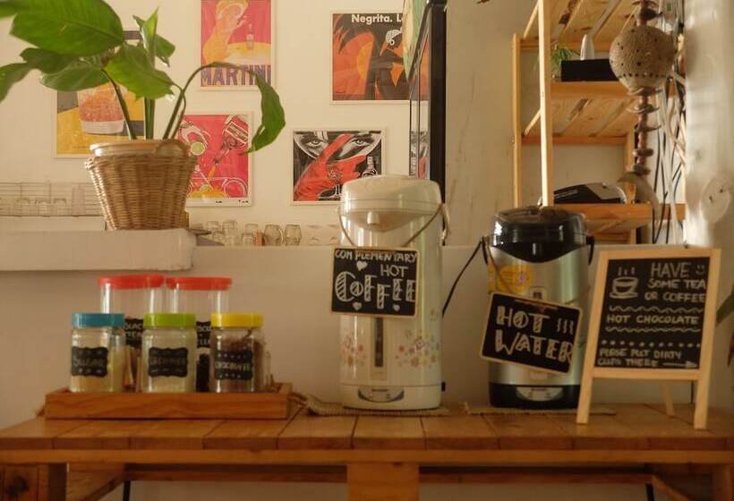 منتجع Seaesta Beach