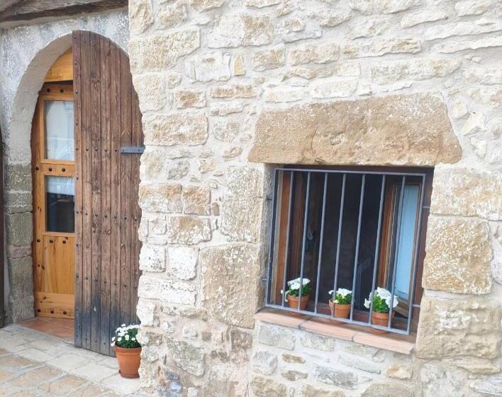 هاستل La Julita