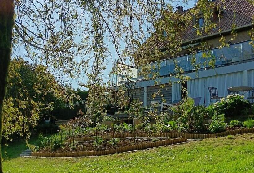 ベッドアンドブレックファースト Nuitée D Opale