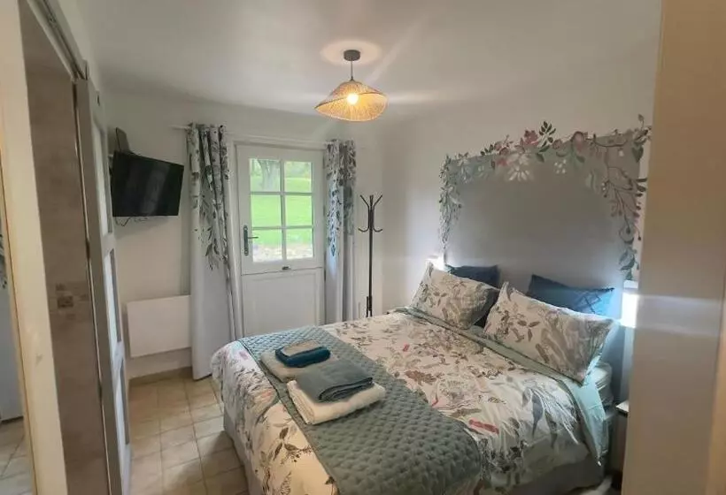 ベッドアンドブレックファースト Nuitée D Opale