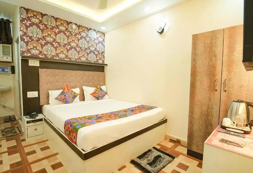 Fabhotel Grand Vatika